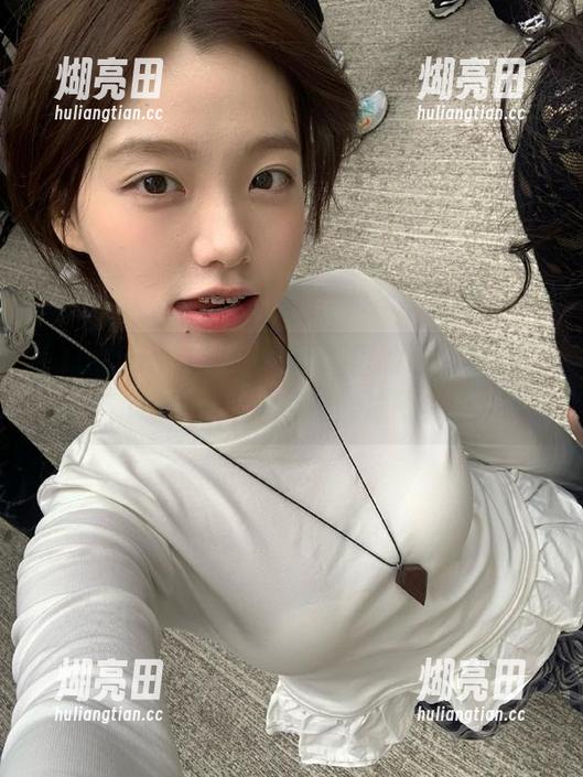 166fun网址里的热点黑料，感觉每个故事都能成剧！