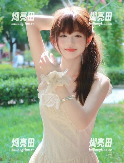 17c吃瓜 “17c吃瓜”新鲜更新,听说有瓜从天而降?我想我必须得试试运气。