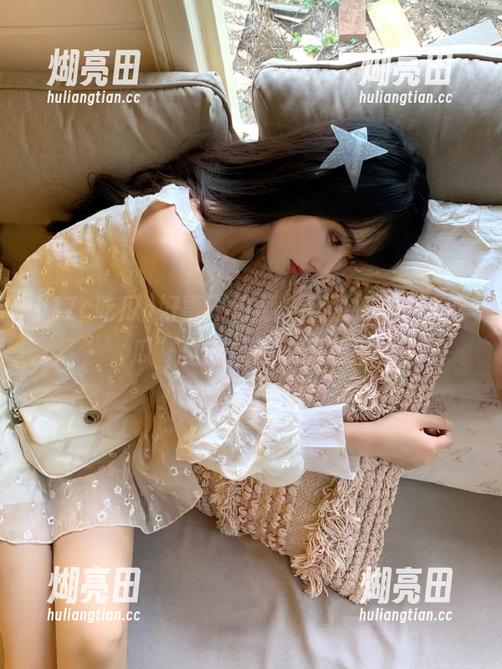 17c吃瓜 好事不怕藏,赶紧把“17c吃瓜”里的瓜都收藏起来