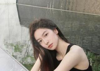 吃瓜吃到不想停，快去“17吃瓜网”官网看看，收获超出想象的瓜！