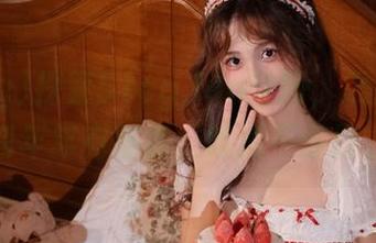 探索51cg.fun官网，黑料吃瓜网年年有新货，吃瓜不停口。