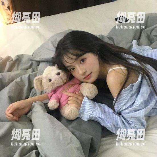 跟踪51吃瓜，黑料直达！名人们的尴尬瞬间等着你来围剿！