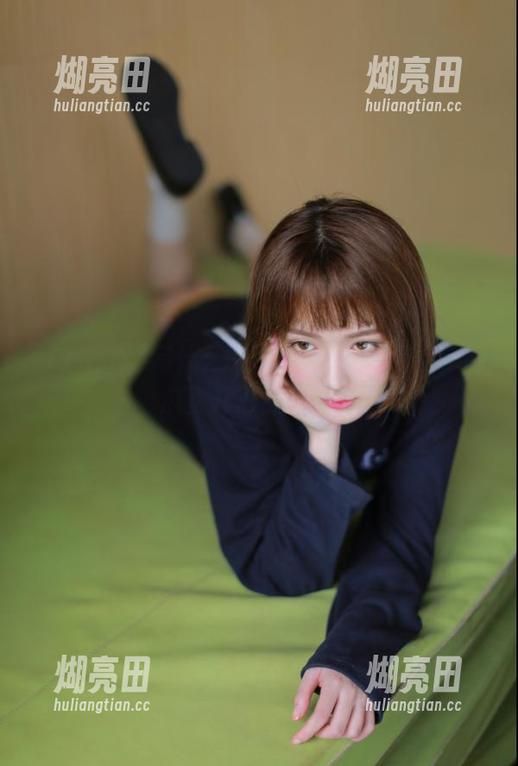 有什么比在718.sx登录后，啃瓜更开心的事吗？