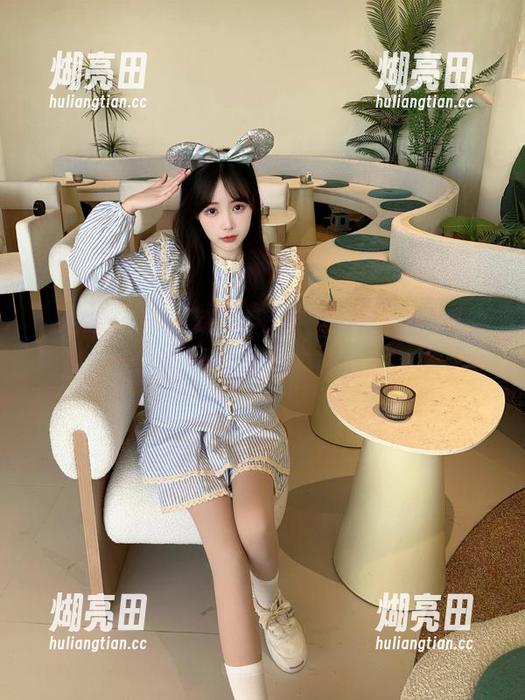 998su吃瓜 地址不变,998su吃瓜的黑料无限,只怕瓜群众的好奇心跟不上!