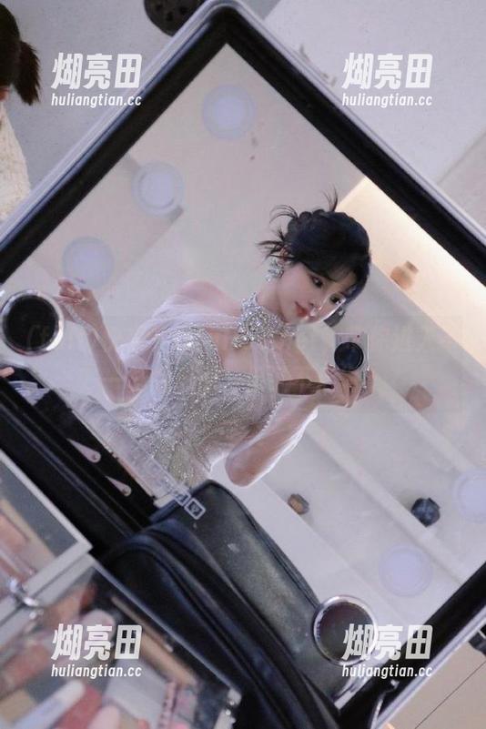 快来下载fuli53.net，带你进入不一样的瓜圈，保证不后悔！