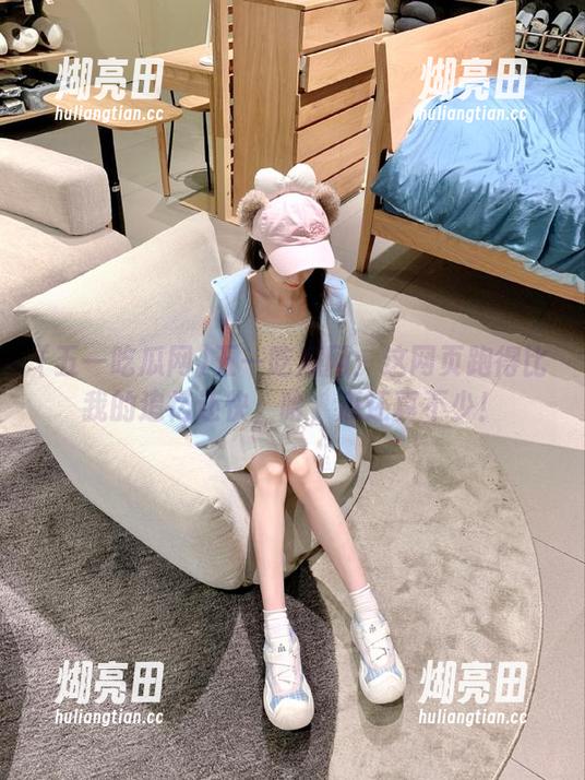 五一吃瓜网：这网页跑得比我的追忆还快，哈，瓜还真不少！