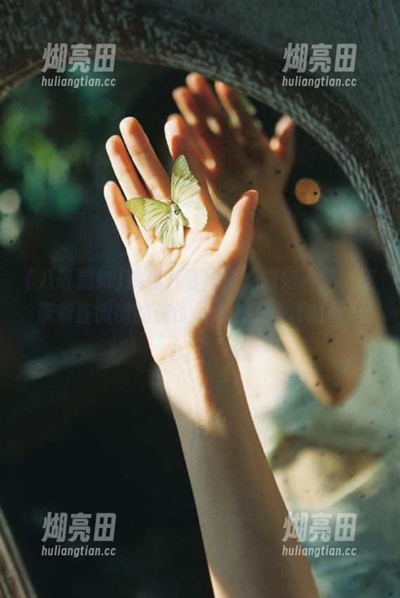八哥黑料 观看八哥黑料,眼睛一亮,还带着些微微的惆怅…怎么就这样的呀?