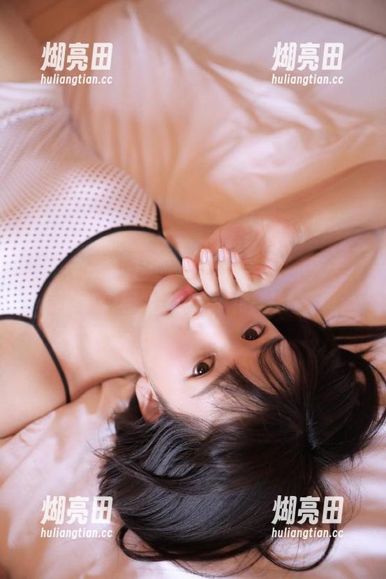 上iOS的“吃瓜网so”，天天和网红们相伴，真是个花样年华。