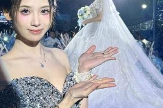 吃瓜网更新：今天到底谁又窝里埋了颗大瓜？