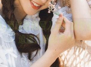 通过吃瓜网入口，随时随地在线追逐八卦的节奏