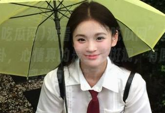 观看“我要吃瓜网”里的各种八卦，心情真的是五彩斑斓，有时候就感觉自己成了主角。