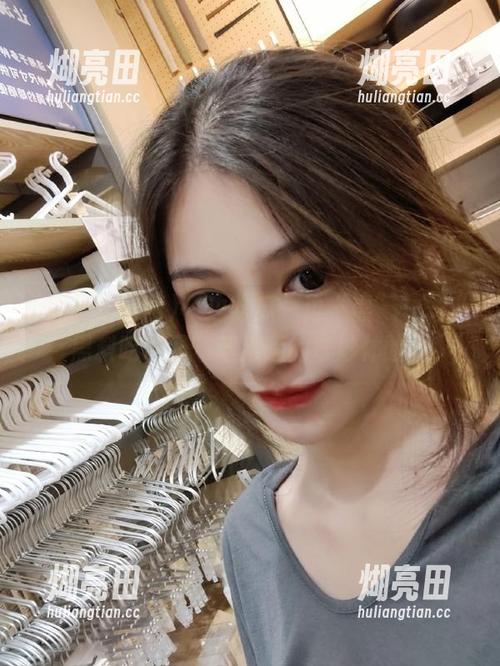 一边吃瓜一边“黑”——“黑料吃料网”苹果版的奇妙体验！