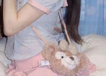 又是一个喝咖啡时下载黑料吃瓜网站的日子……