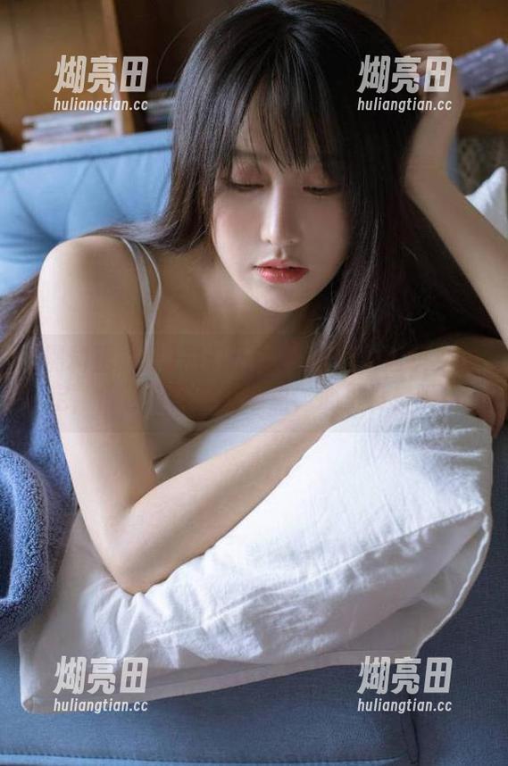 黑料正能量zzzttt首页新设定，传送门带你去哪里，心里没底呢！