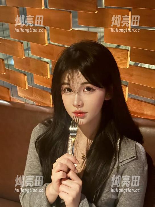 想一秒穿越到热辣黑料吗？赶紧下载“黑料正能量zzzttt”吧，传送门速开！