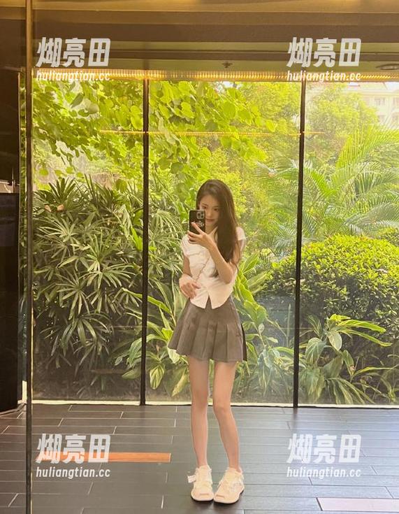 在黑料正能量的链接中寻找index.php的隐藏彩蛋