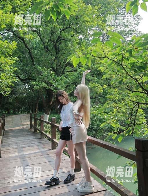 微信上见到“黑料社”的网址，犹豫中…要不要给app下载一个机会？