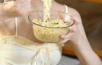 黑料社1.19直达，神奇的瓜田十万亩，收获不停！