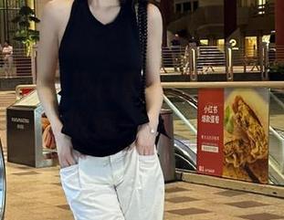沉迷热门事件无法自拔？记得去黑料网收藏一些‘干货’！